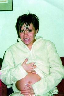 贝嫂怀孕期间的照片,优雅孕态，幸福满满