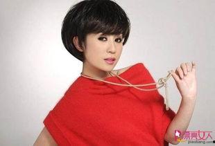 小马丽个人资料,喜剧界的“开心果”，从舞台到荧幕的璀璨星途